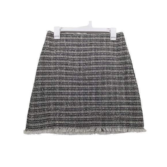 Ann Taylor Loft Outlet Tweed A-Line Skirt 6P Petite Fringe Black White Lined Zip - Picture 10 of 10